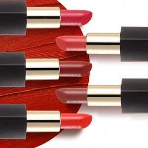 Wholesale vendor makeup highly pigmented lipgloss gold tube lipgloss long lasting red matte liquid lipstick