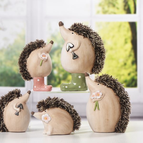 Handmade Polyresin Figurine Home Decor resin craft Garden hedgehog Statue garden Ornaments hegehog indoor Outdoor Decorations