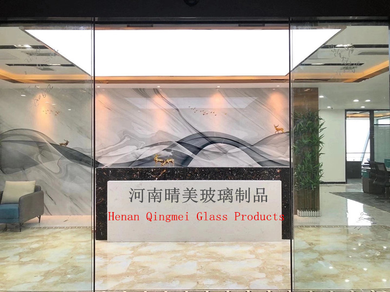 Henan Qingmei Glass Products Co., Ltd. Perfume bottle