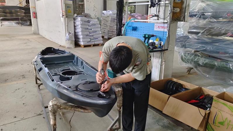 Cixi Luosaifei Kayak Co., Ltd. Fishing Kayaks
