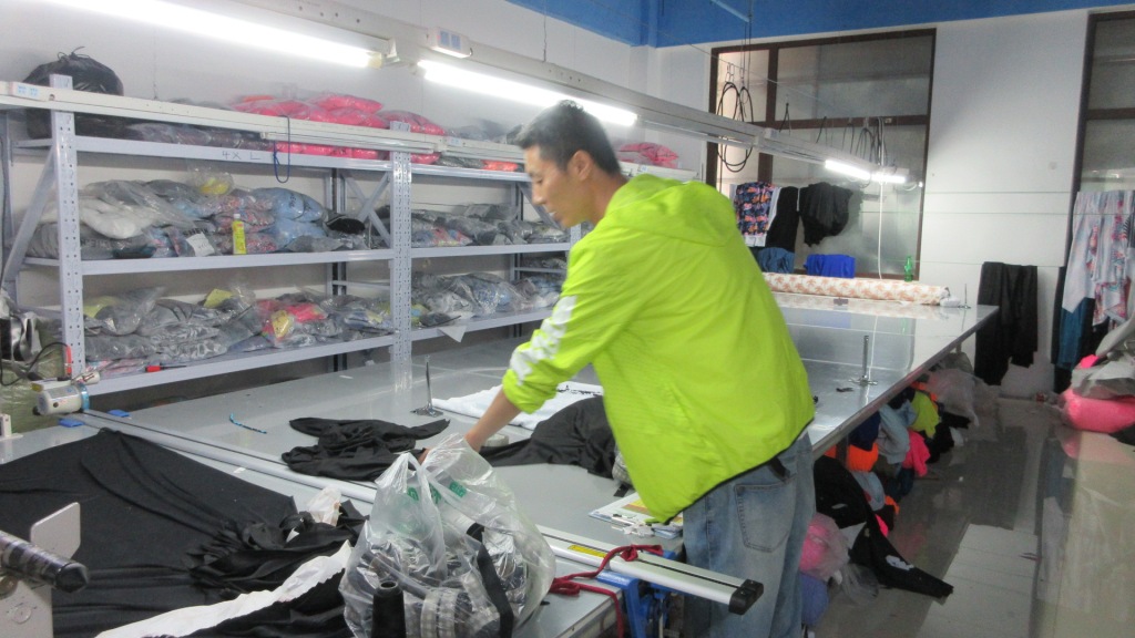 Hangzhou Fuyang Yifeng Garment Co., Ltd. Swimwear