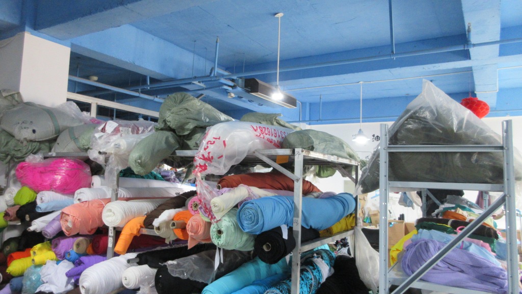 Hangzhou Fuyang Yifeng Garment Co., Ltd. Beachwear