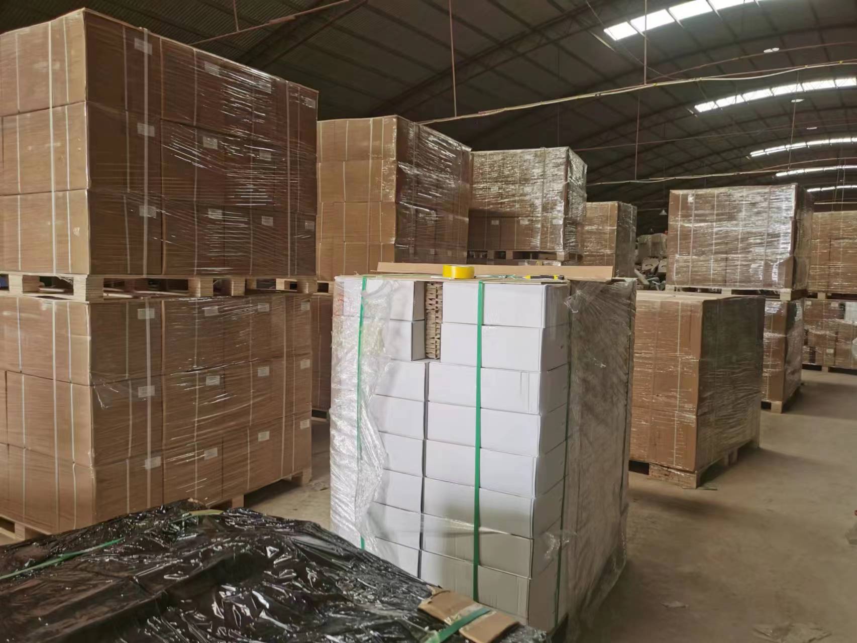 Shiyan Longert Industral Co., Ltd. Bus Parts