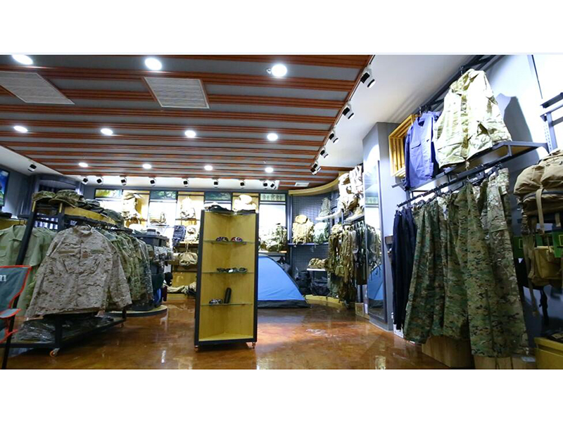Emat (Quanzhou) Imp. & Exp. Trading Co., Ltd. Footwear
