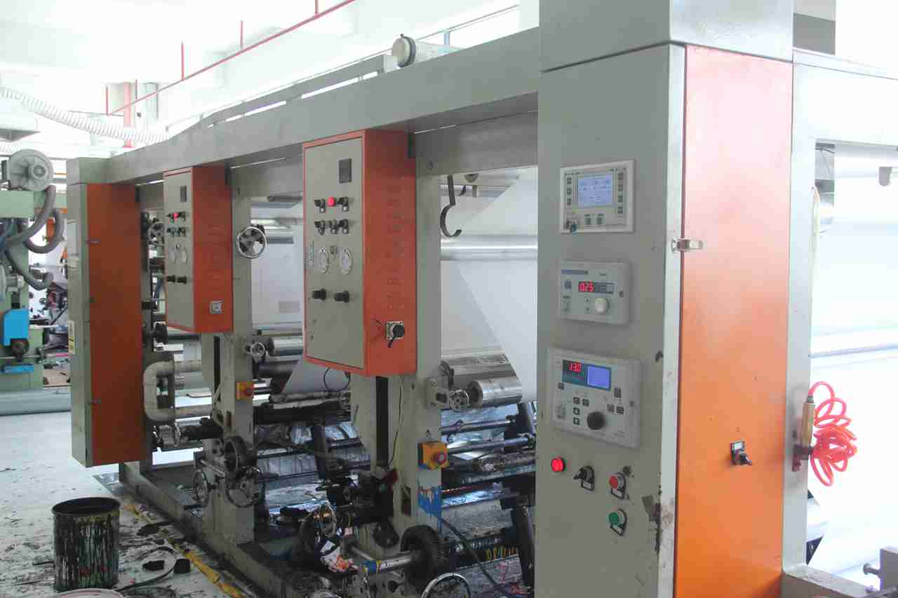 Shenzhen Wangji Packaging Material Co., Ltd. kraft bubble mailers