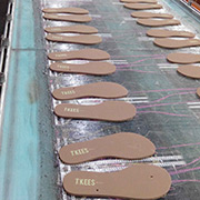 Fujian Singyee Import & Export Co., Ltd. flip-flops
