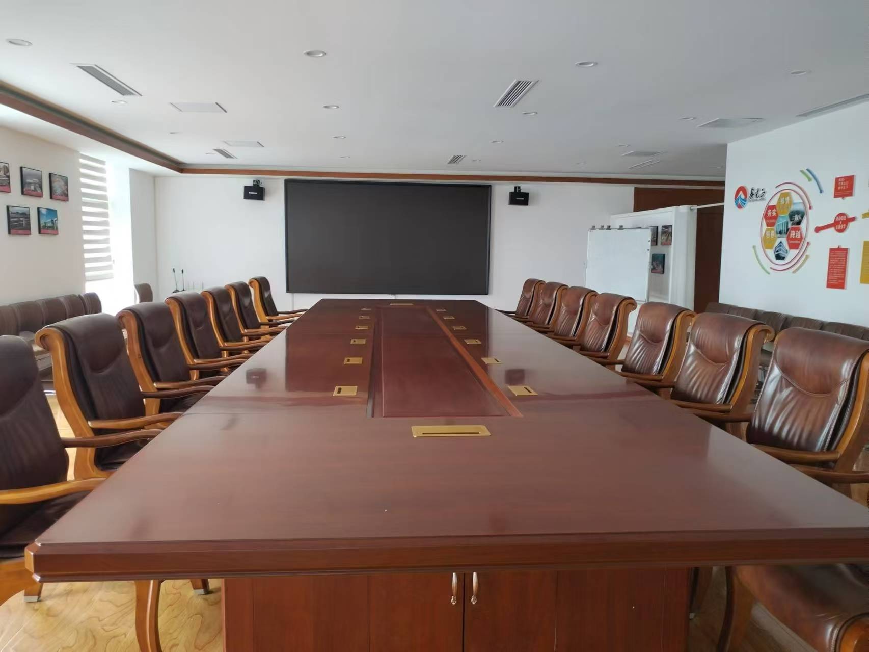 Qingdao Xinguangzheng Steel Structure Co., Ltd. Poultry Houses