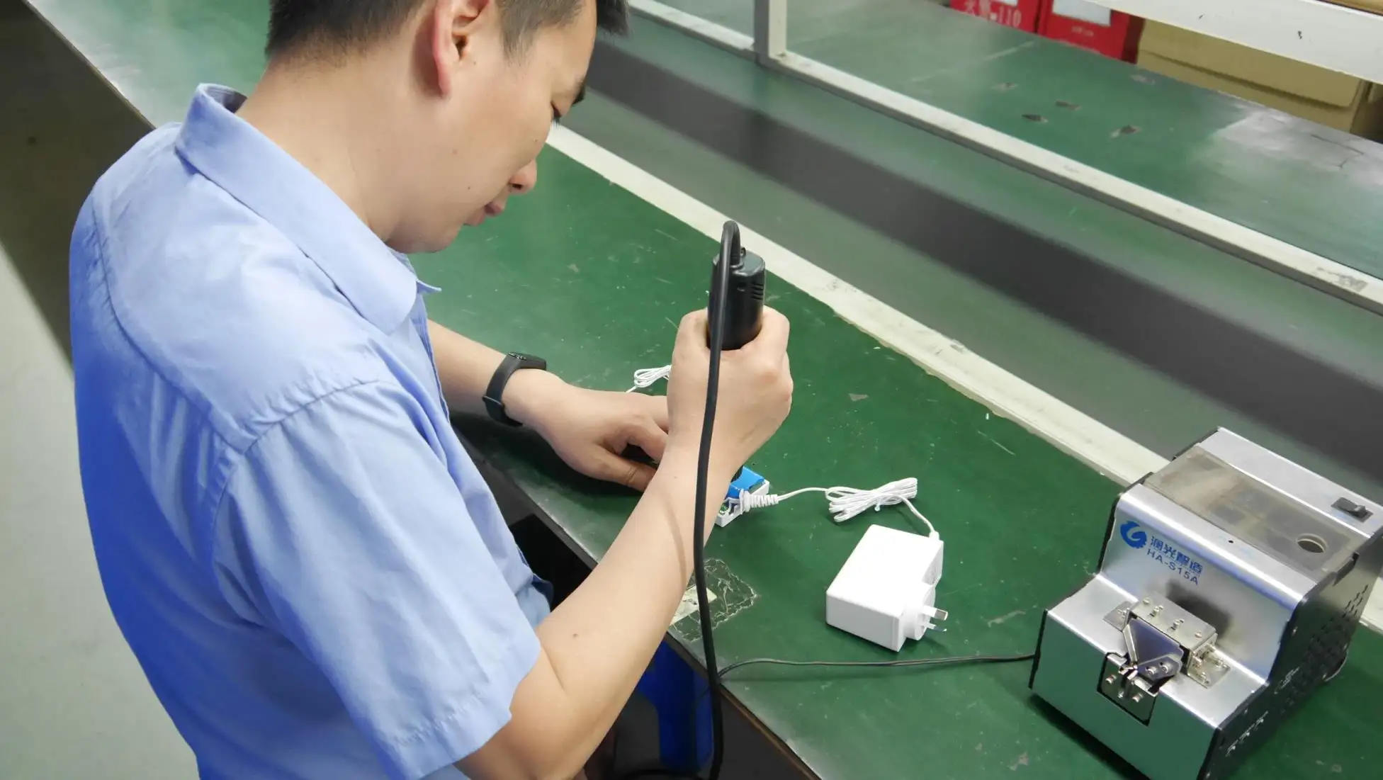 Shenzhen Richroc Electronic Co., Ltd. Mini UPS