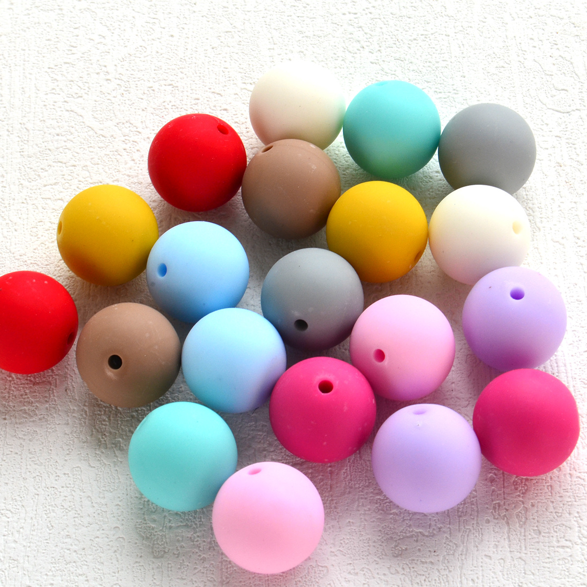 Yiwu Xiangxing E-Commerce Co., Ltd. Hot Selling 2024 Wholesale Acrylic Beads Frosted Mist Finish Bulk Focal Bead For Keychain Making Mobile Phone Chain Diy