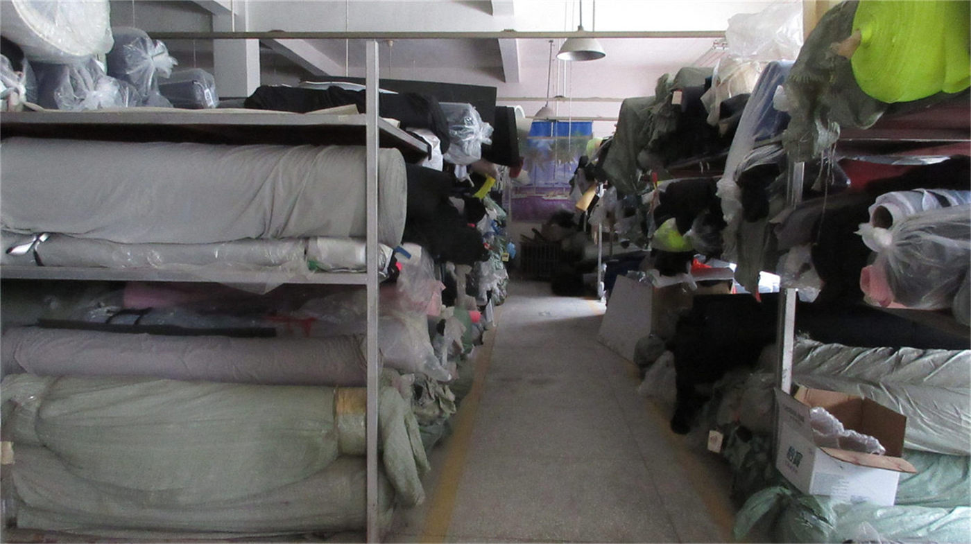 Yangzhou Hualong Body Protection Supplies Factory factory image 5