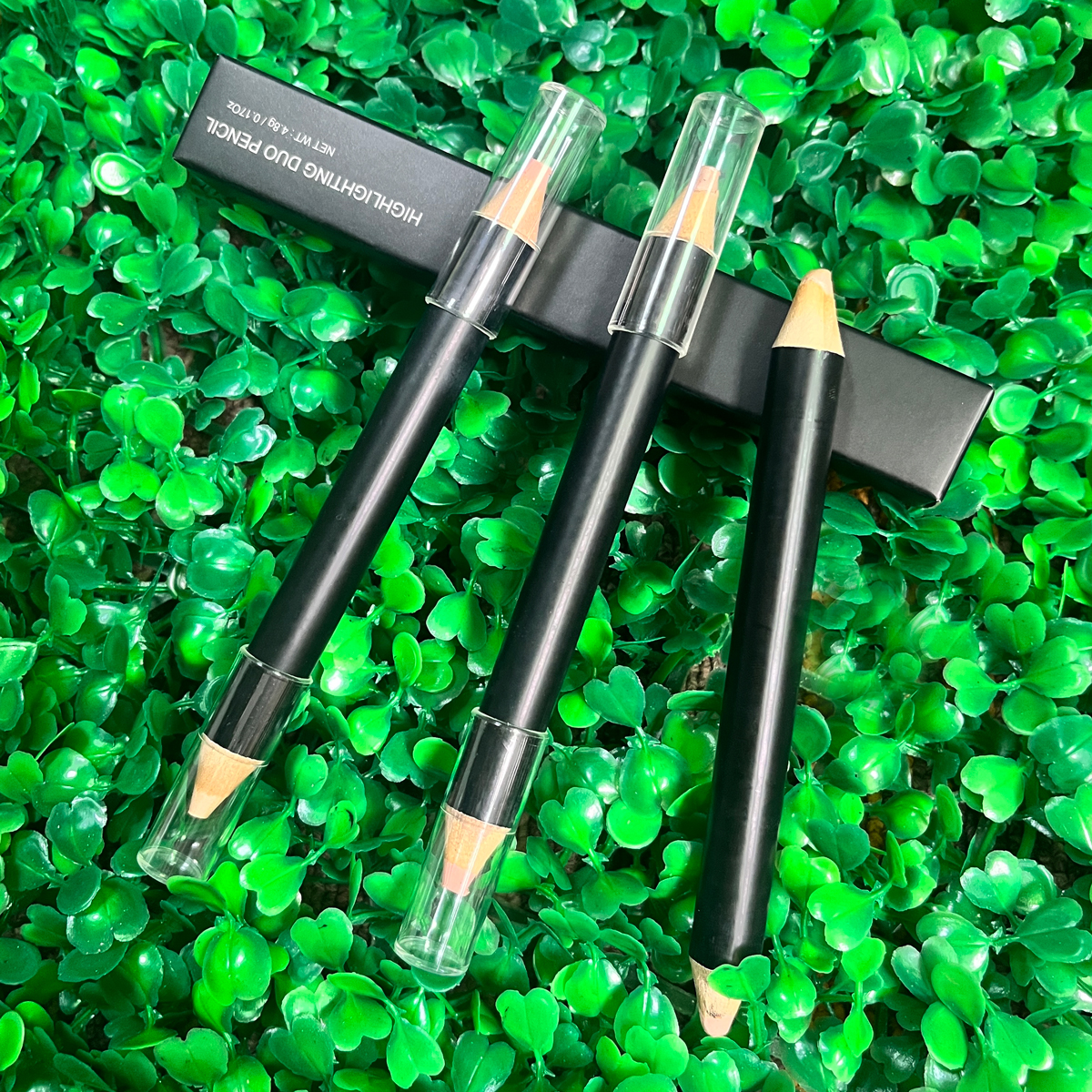 No MOQ dual headed wooden fancy highlighter pencil bulk shiny creamy vegan cosmetic face beauty highlighter pencil