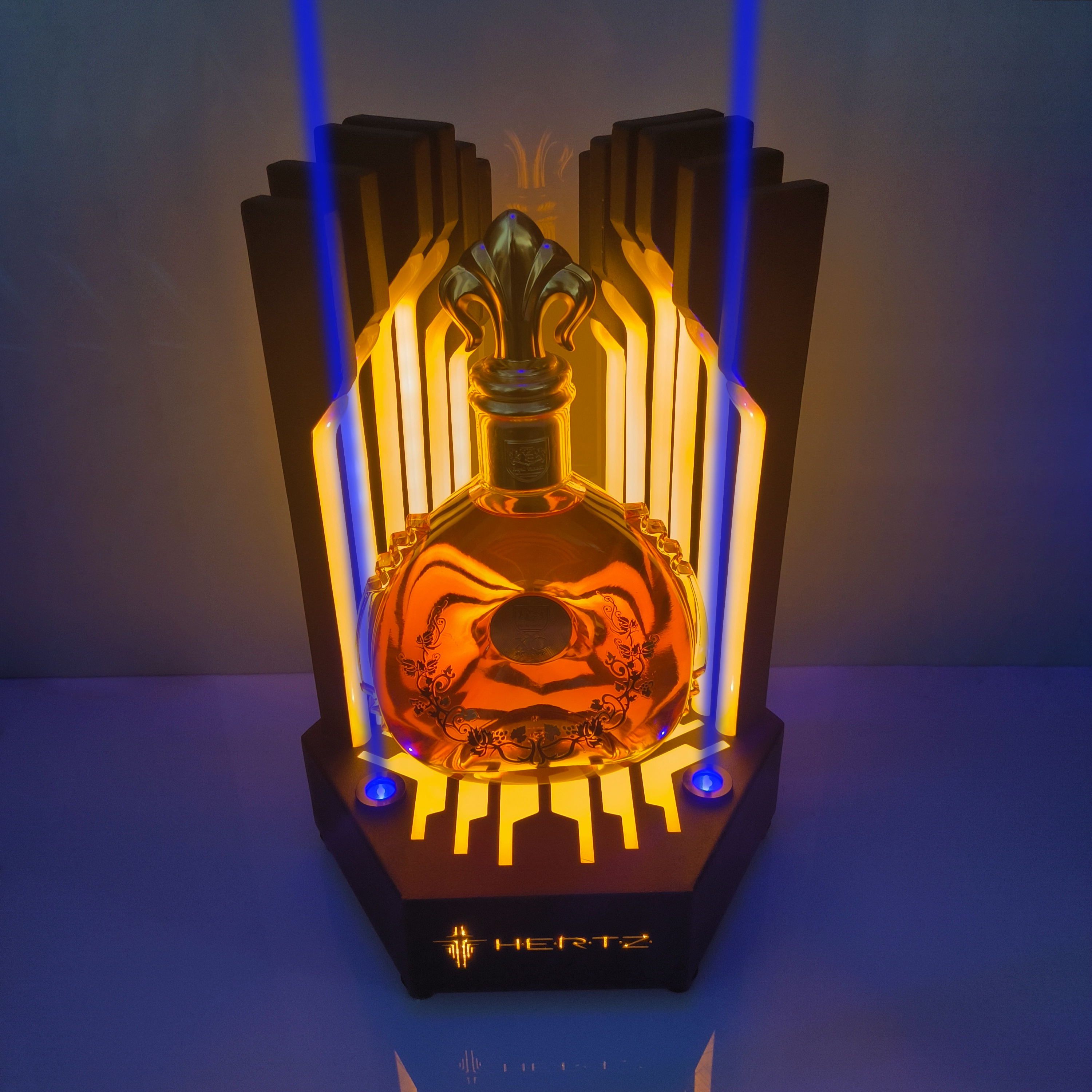 Dongguan Liaobu Jiacheng Hotel Supplies Business Department golden -glowing background rock stiff shape Wine Holder Wine Bottle Holder Rechargeable LED Wine Bottle Light Presenter