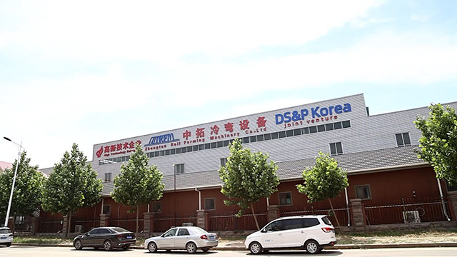 Cangzhou Zhongtuo Cold Roll Forming Machinery Co., Ltd. Roof Sheet Roll Forming Machine
