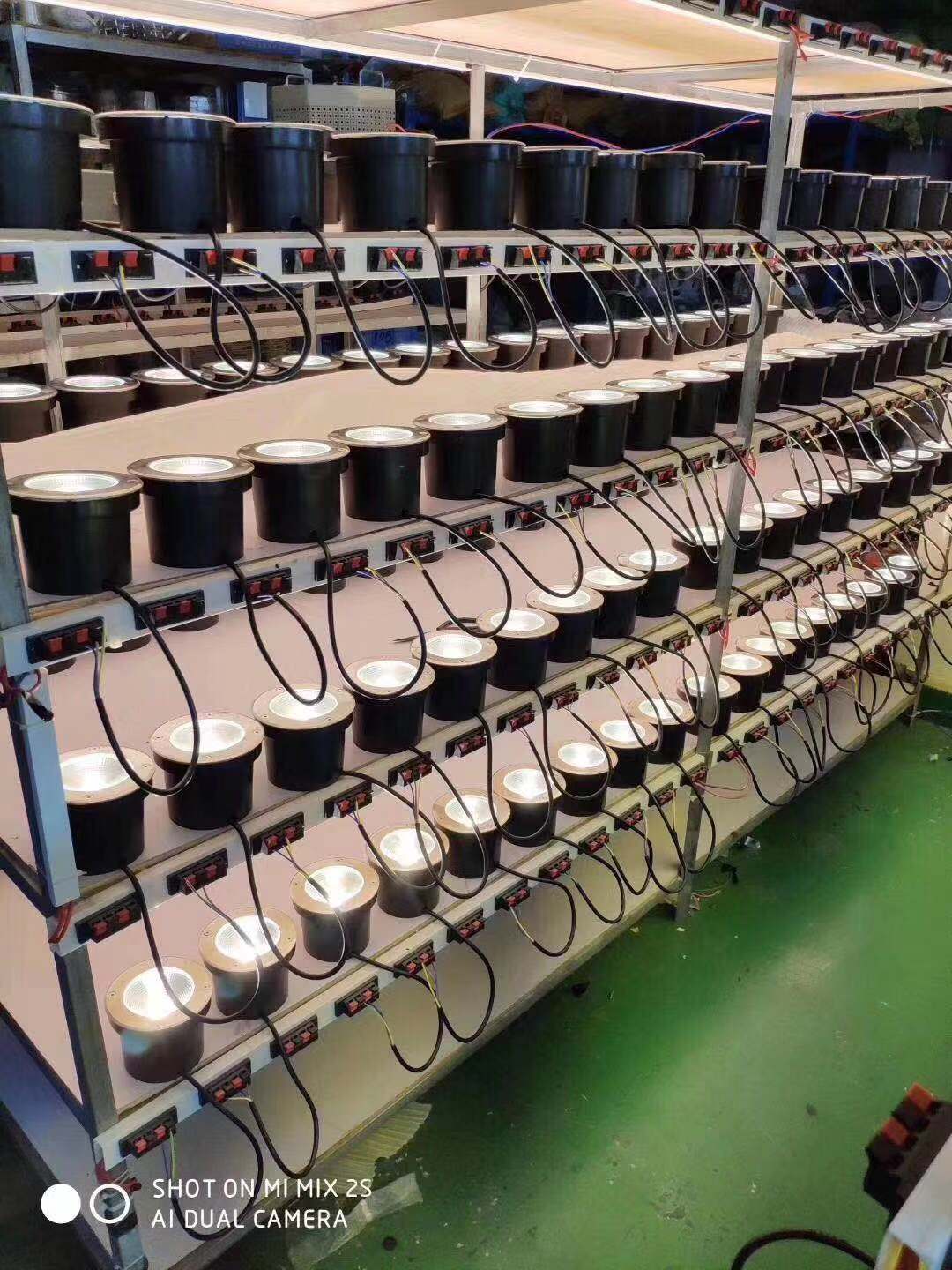 Jianghai Green Light Lighting Store LED Floodlights