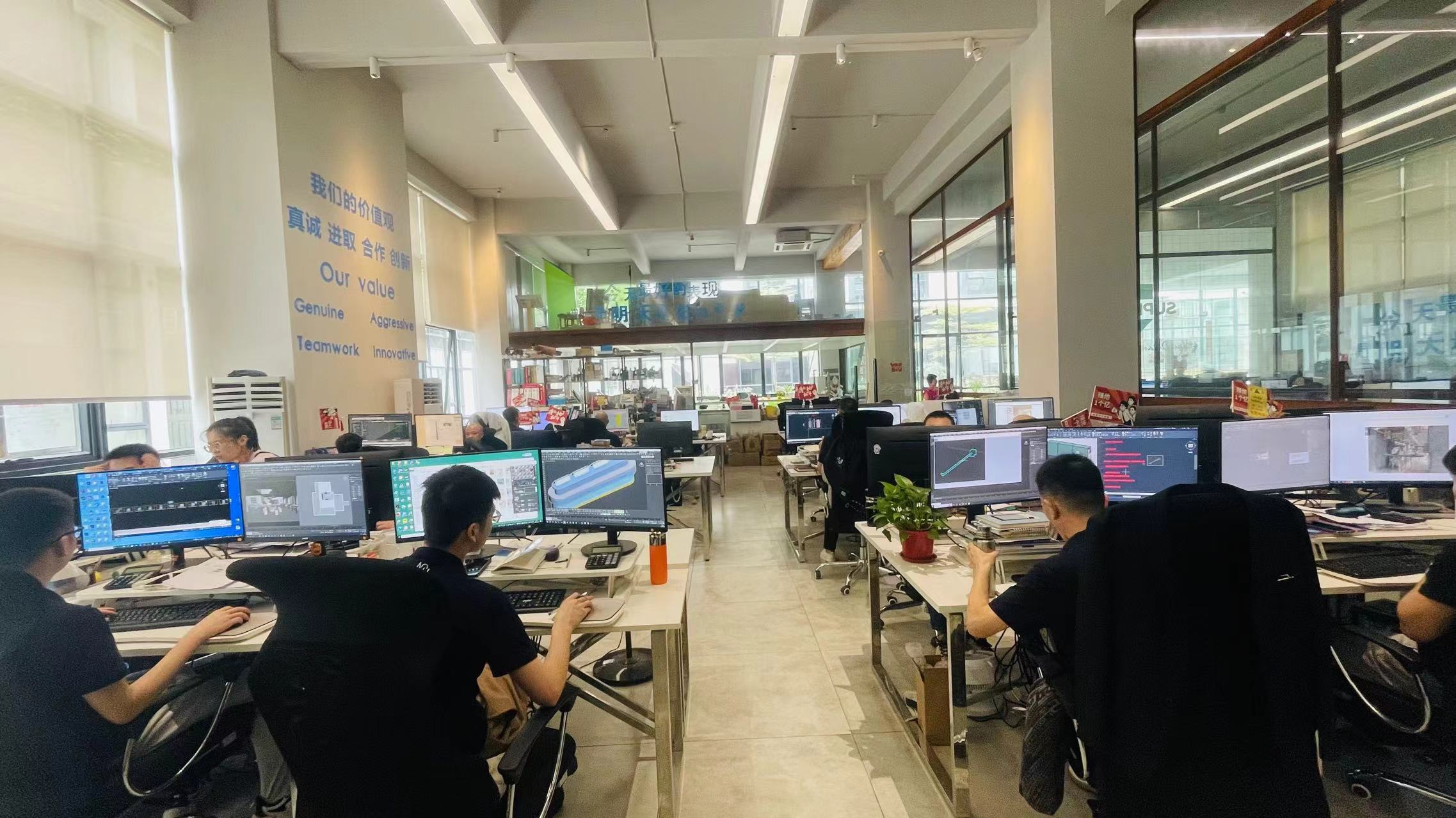 Guangzhou Super U Shop Fitting Limited Showcases