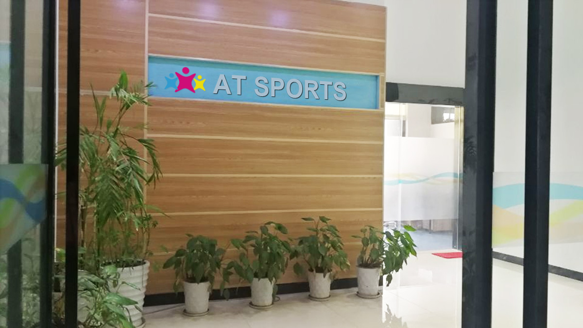 Hangzhou AT Sports Products Co., Ltd. Wooden Lawn Bowling Pins