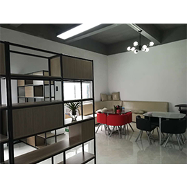 Dongguan Yixue Metal Accessories Co., Ltd. deck box