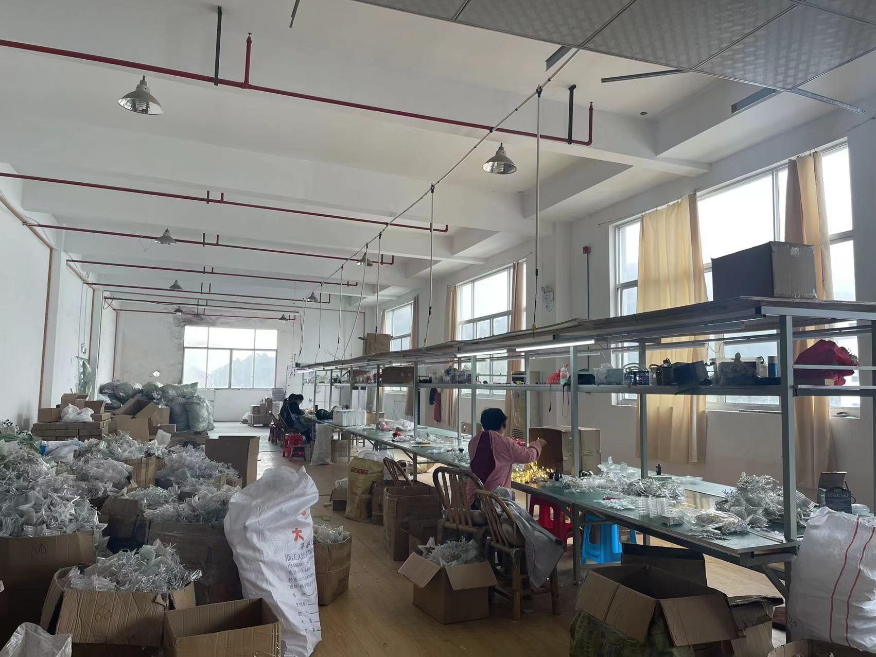 Suzhou Winours Technology Co., Ltd. Solar Mosquito Lamps