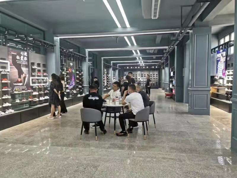 Shanghai Jihao International Enterprise Co., Ltd. Sports Shoes