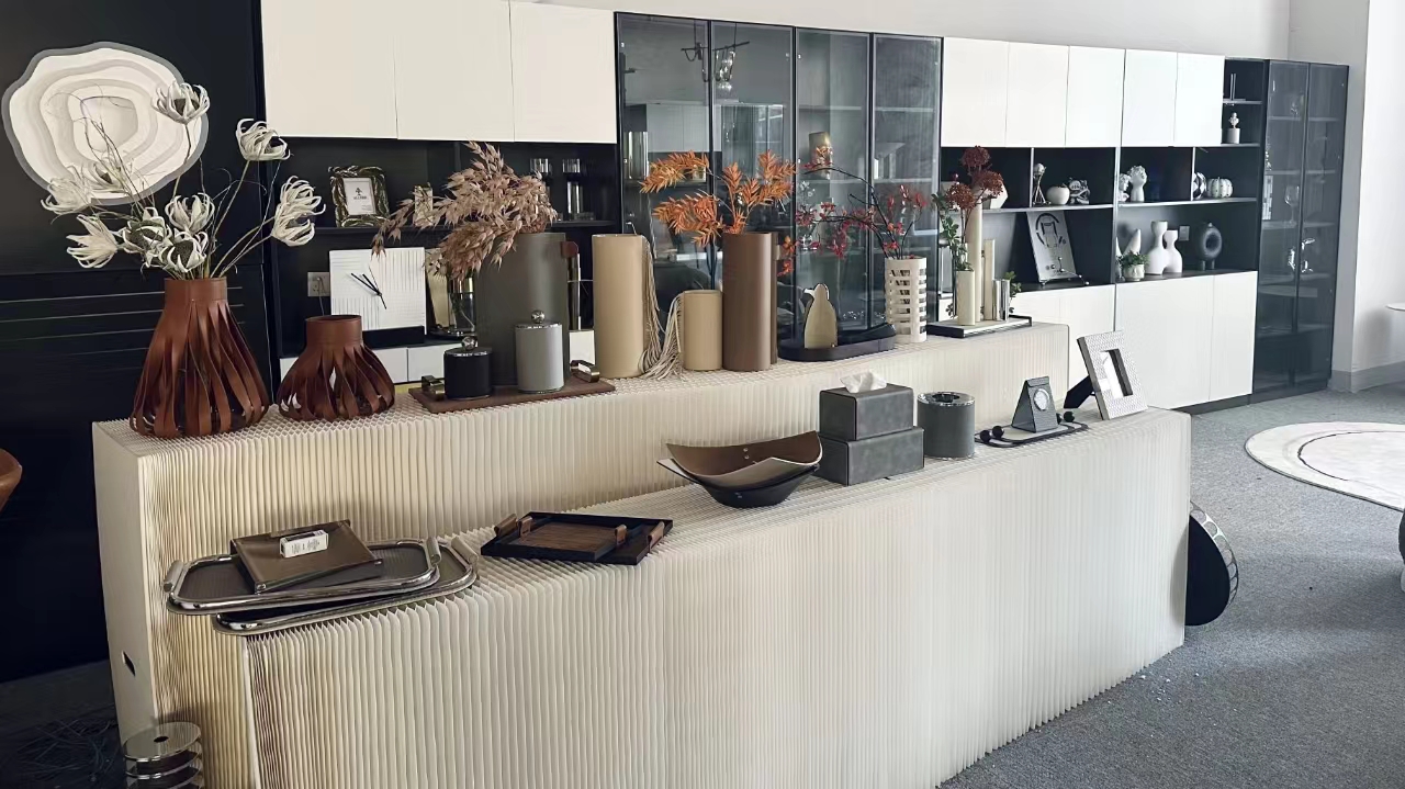 Zhongshan Yanjia Home Furnishing Partnership Enterprise (limited Partnership) pendant lamps