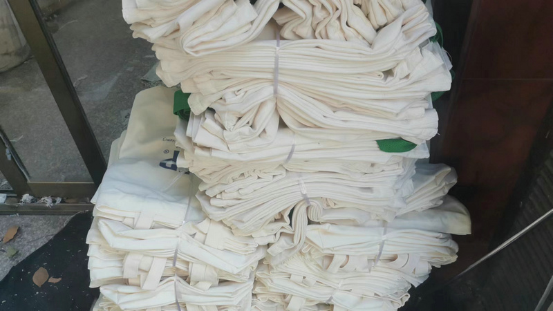 Cangnan Red Dragon Packaging Co., Ltd. Shopping Bags