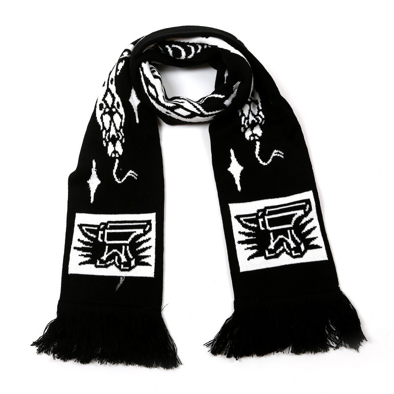 Zhenjiang Ruihang Clothing Co., Ltd. Hot Sale China Design Knitted Scarf Fashion Long to keep warm