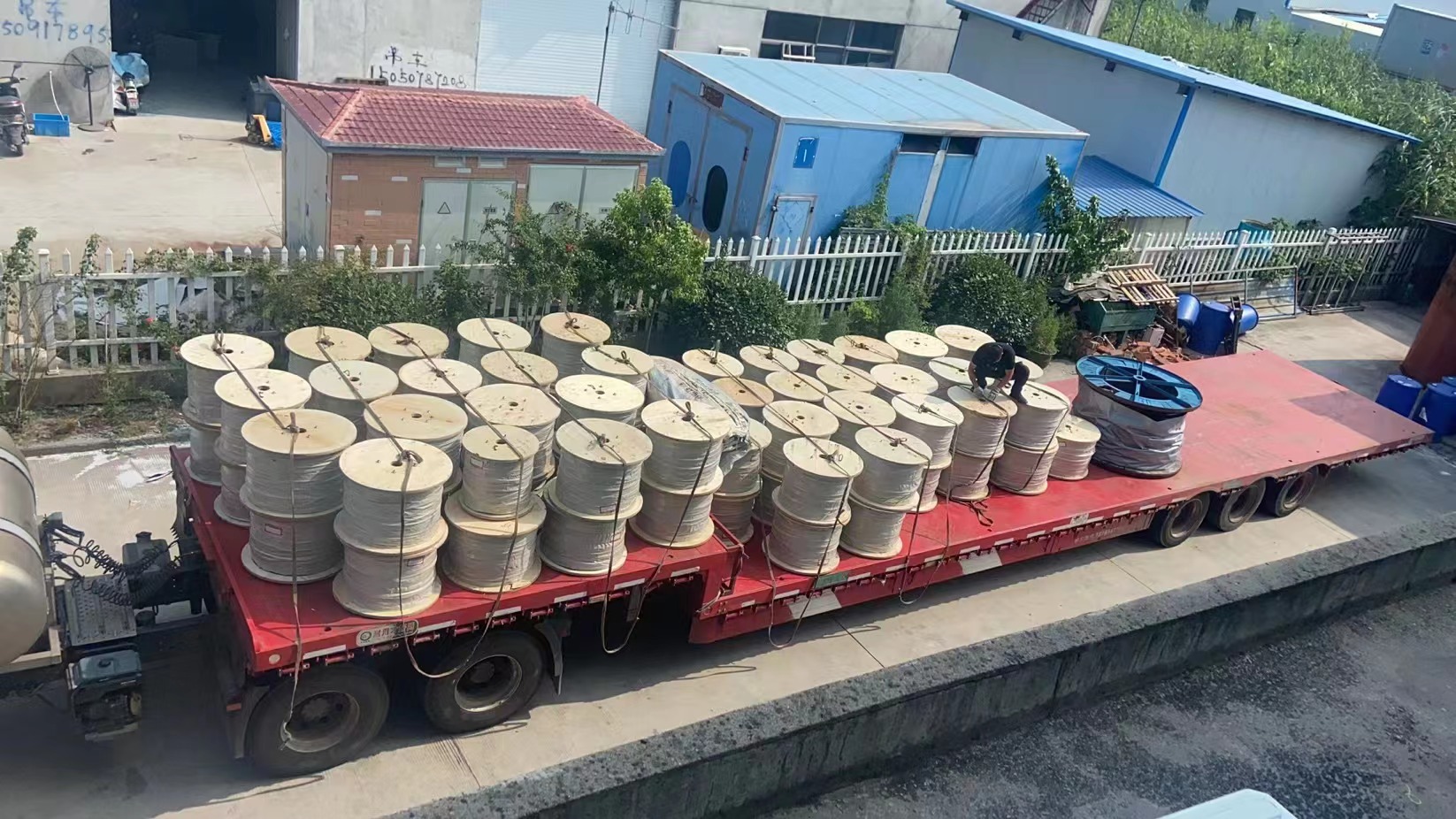 Yangzhou Gaotong Photoelectric Technology Co., Ltd. factory image 2