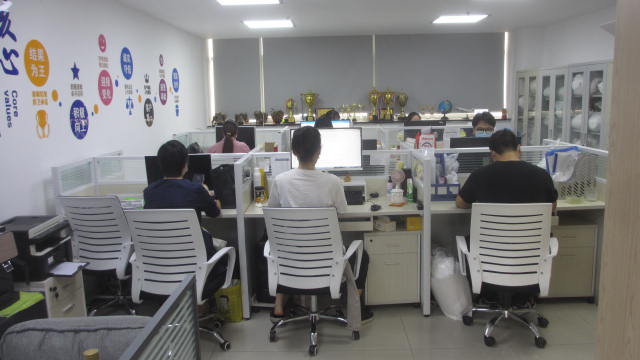 Shanghai General Textile Co., Ltd. Bathrobes