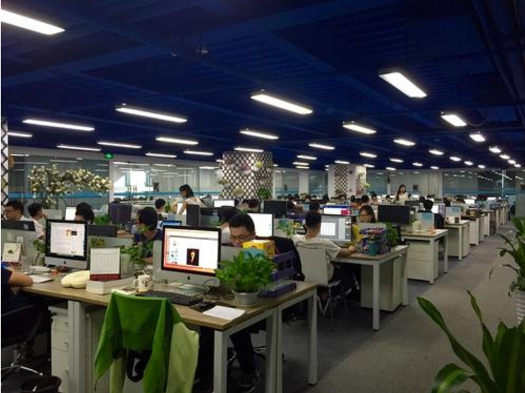 YiWu Master Trade Co., Ltd. Sunglasses