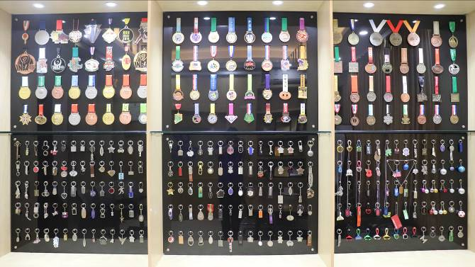 Zhongshan Cugle Metal & Plastic Products Co., Ltd. Lapel Pin
