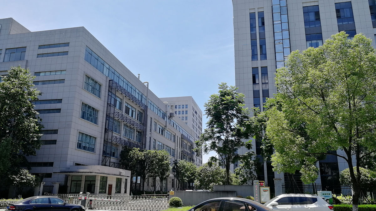Yiwu Yourun Arts And Crafts Co., Ltd. Scarves