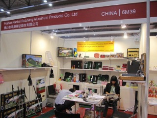Foshan Nanhai Ruizheng Case Co., Ltd. Makeup Case