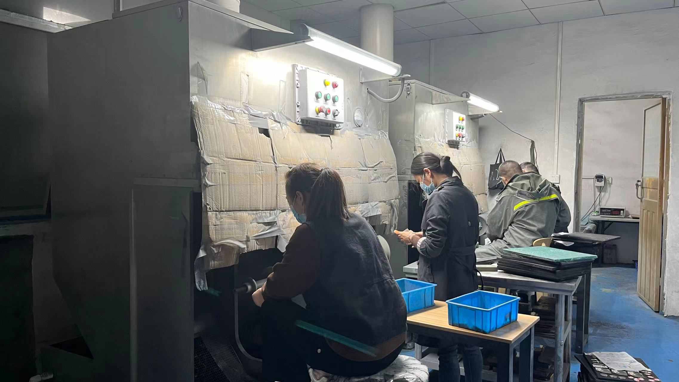 Laifeng Yijia Metal Crafts Co., Ltd. factory image 4