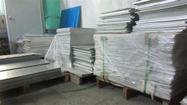 Dongguan Yongfu Hardware Co., Ltd. metal nameplates