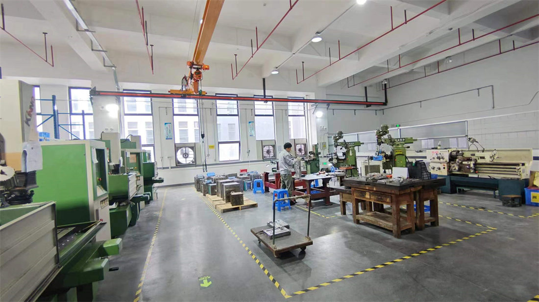 Guangdong Empress Technology Co., Ltd. Hair Dryer
