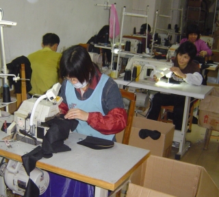 Heshan Shaping Yongxu Accessory Factory factory image 3