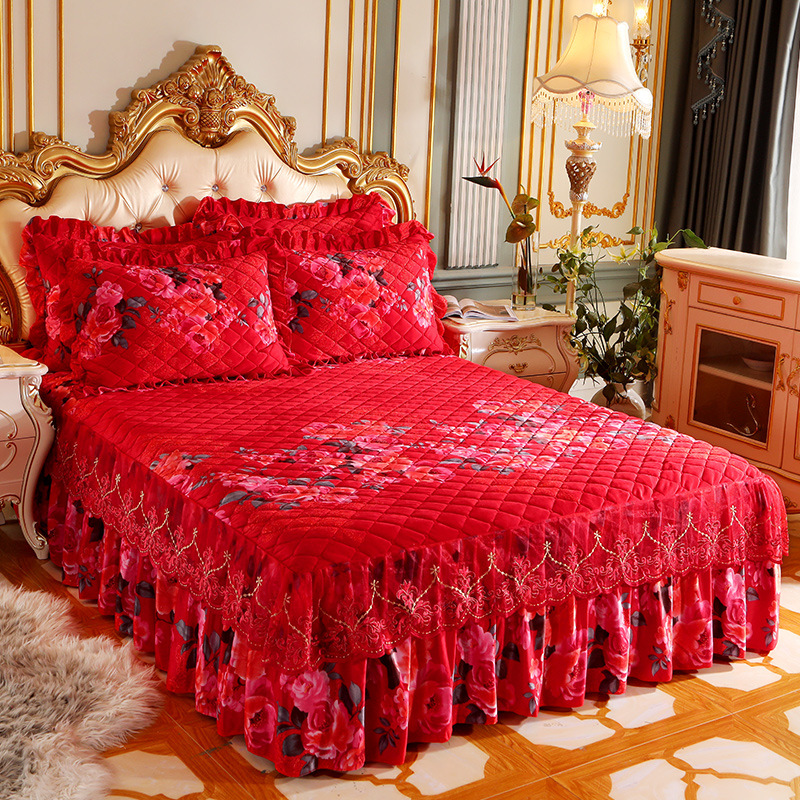 Henan Tongxinxu Textile Co., Ltd. home textile cotton feeling printed microfiber fabric bed skirt bedding set