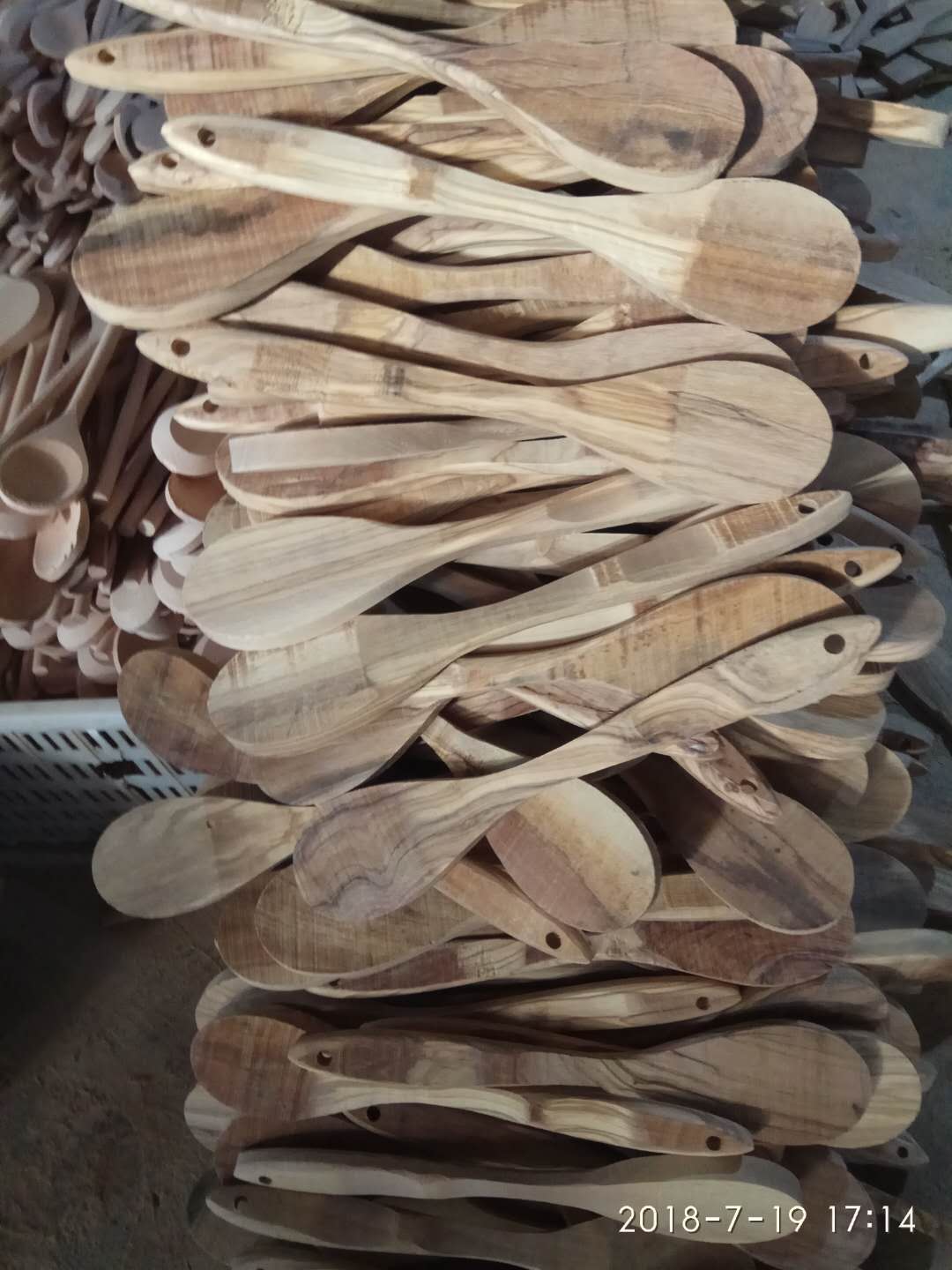 Hunan Old Carpenter House Trading Co., Ltd. Wooden Salad Bowl
