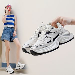 New Style Women's Fashion Dad Shoes Breathable Thick Sole Sneakers Chunky Casual Shoes Women Walking Style Shoes Sneakers Women