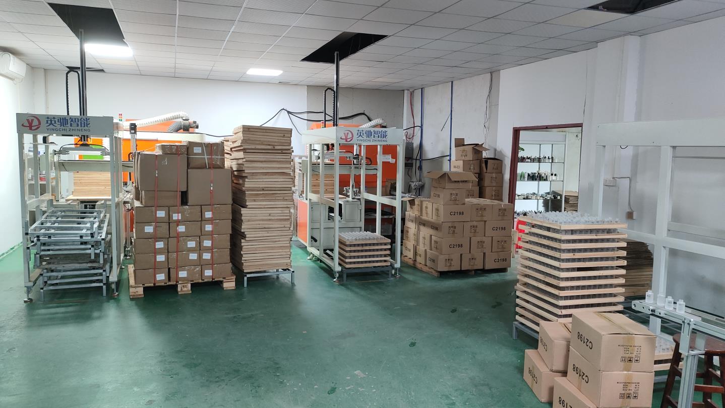 Guangzhou Tianrui Packaging Technology Co., Ltd. Essential oil bottles