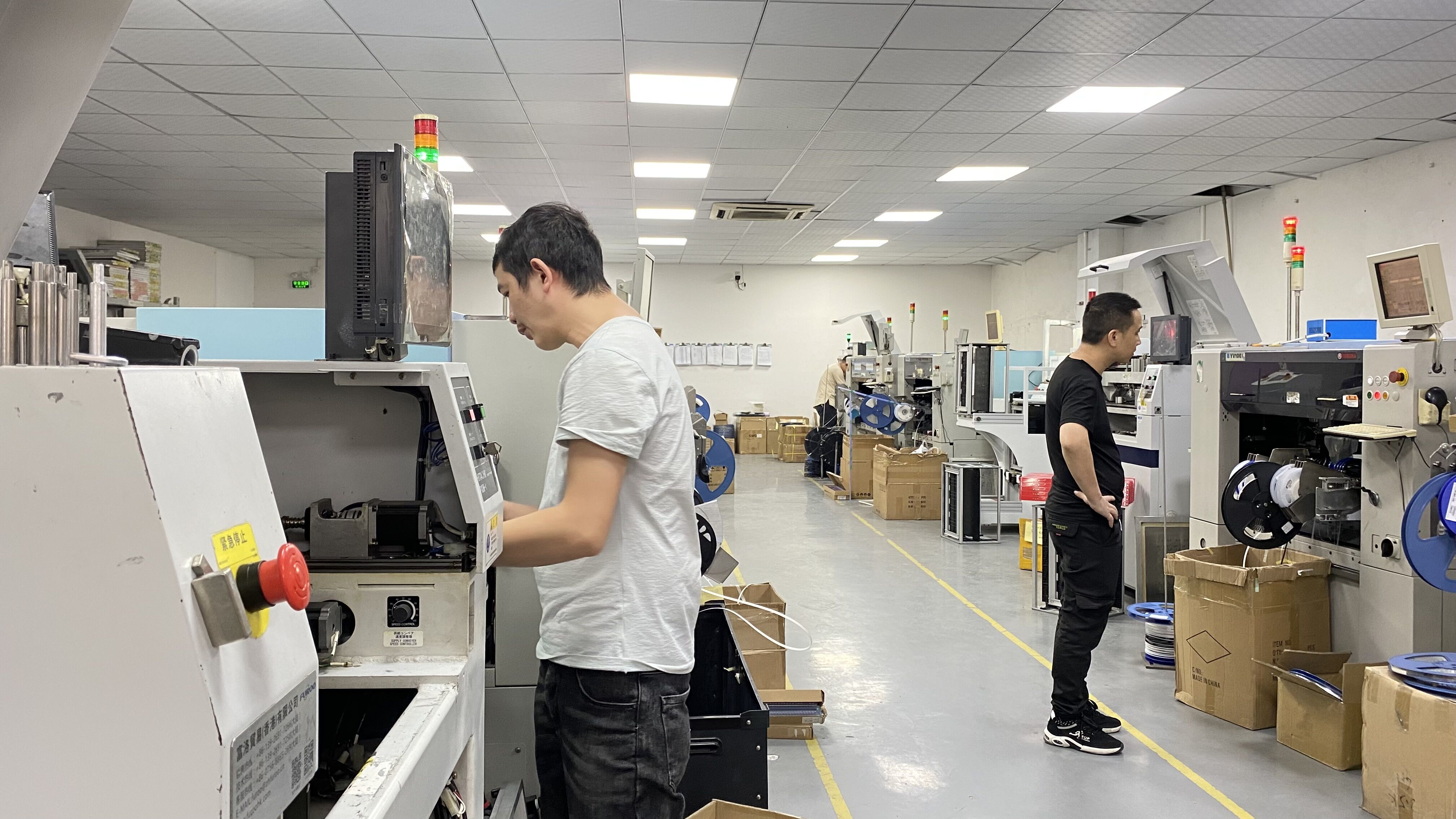 Shenzhen Boco Electronic Technology Co., Ltd. LED bottle presenters