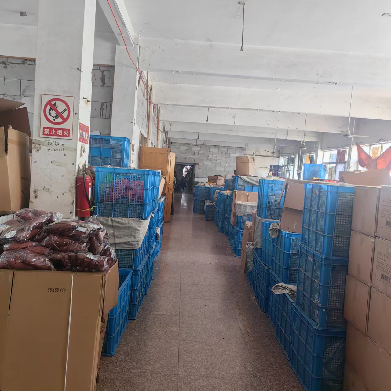 Yiwu Zhengjin Toys Ltd Resin crafts