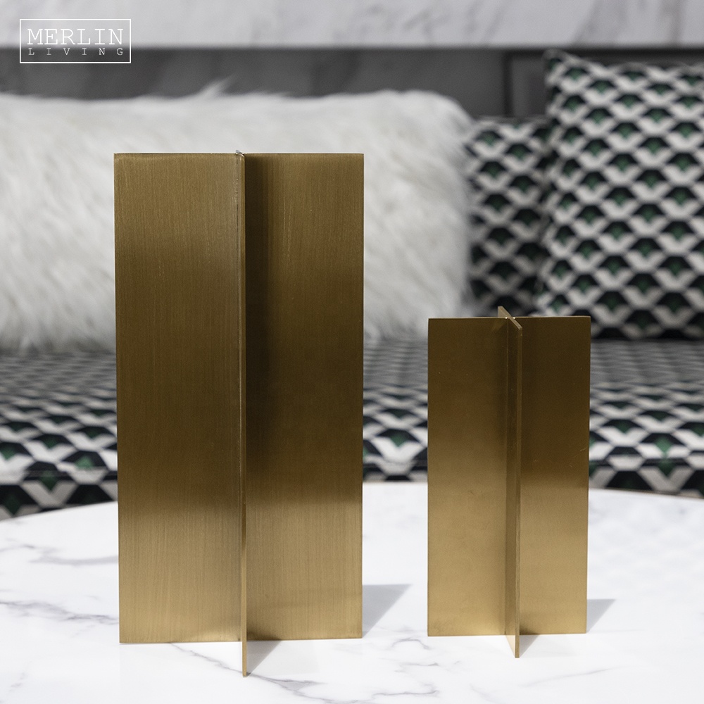 Shenzhen Merlin Living Decorated Word Co., Ltd. Merlin modern stainless steel-brushed titanium ornament metal brass accessories decorative items with home decor luxury