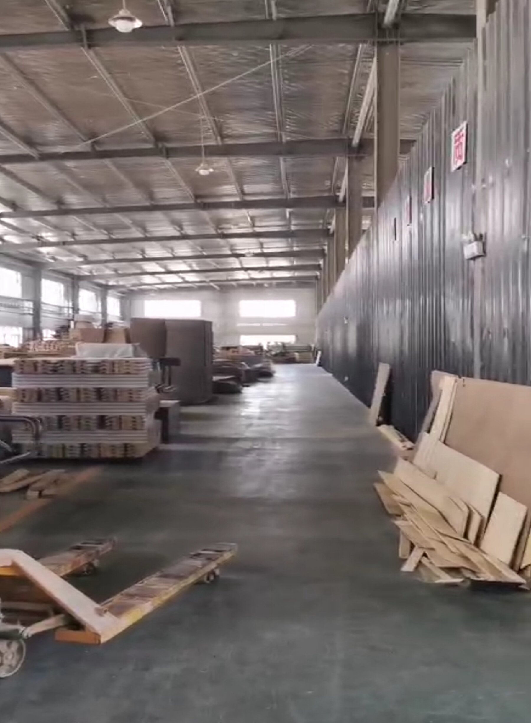 Linyi Jinyu Furniture Co., Ltd. Billiard Table