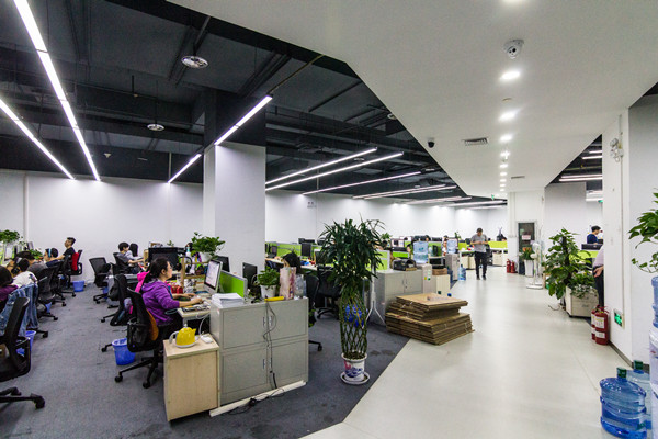 Shenzhen Qianzhinuo Trade Co., Ltd. Wall Tapestry