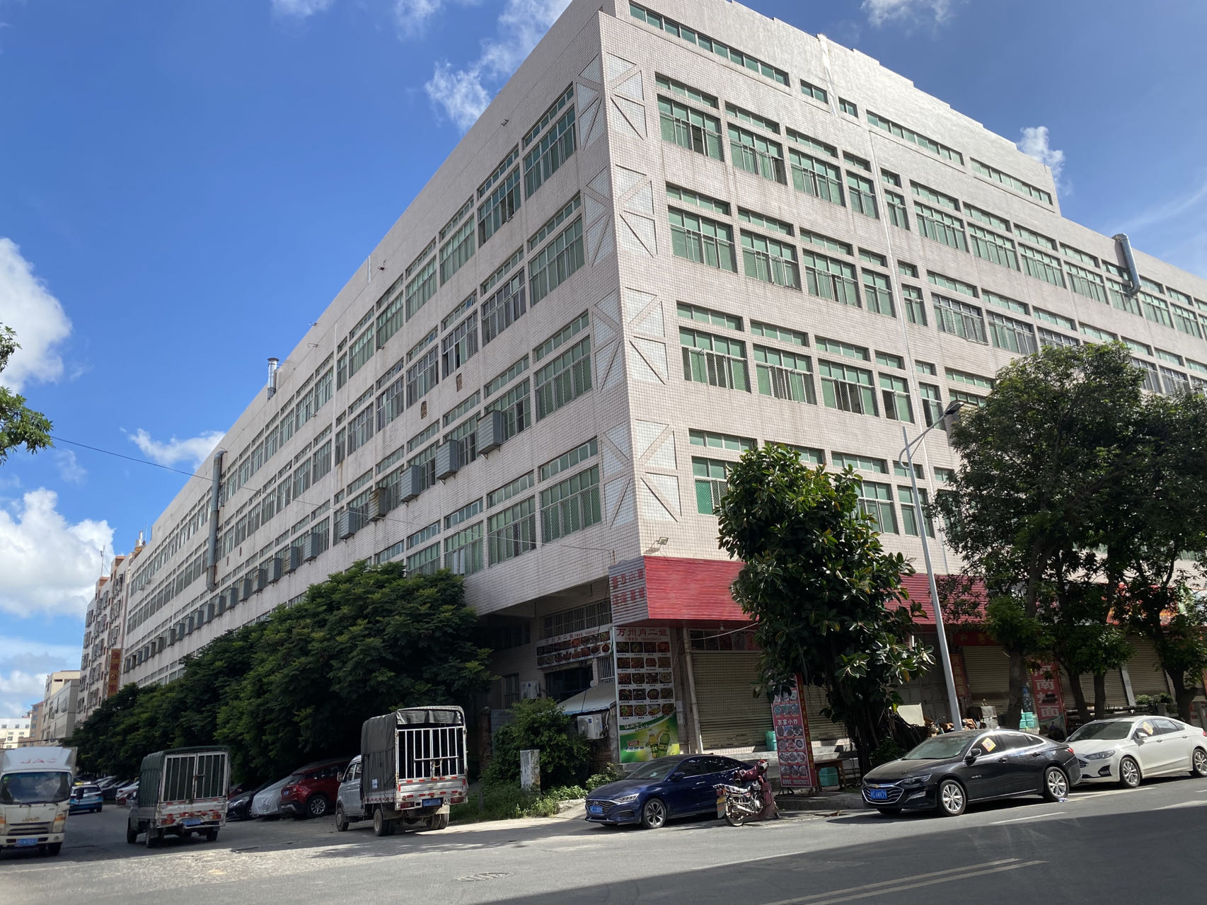 Quanzhou Alganji Trading Co., Ltd. sports shoes