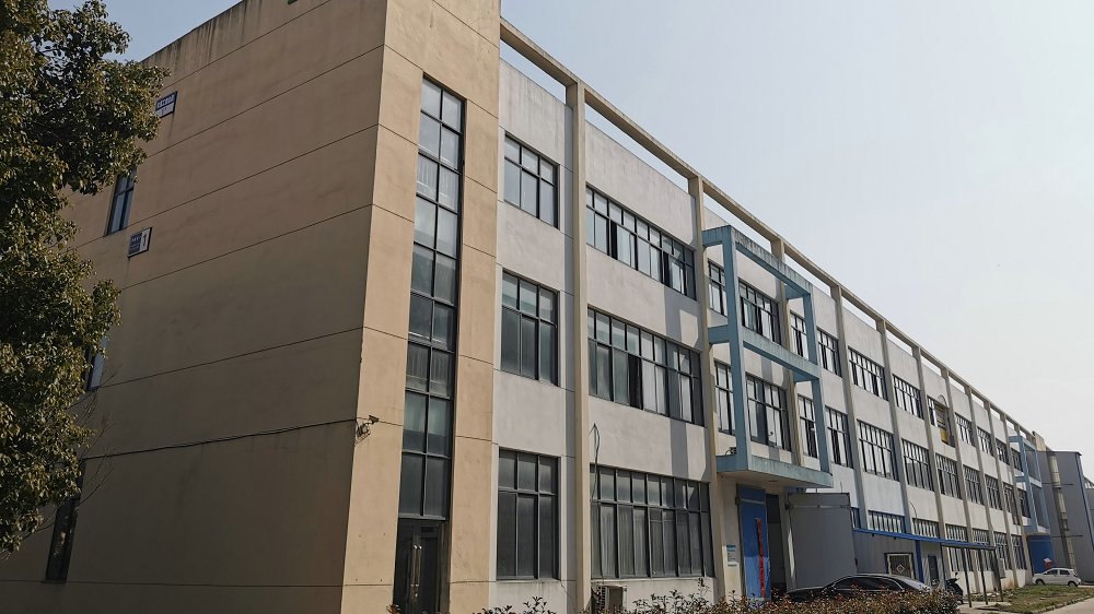 Tongcheng Tianbai Plastic Co., Ltd. Non-woven Bags