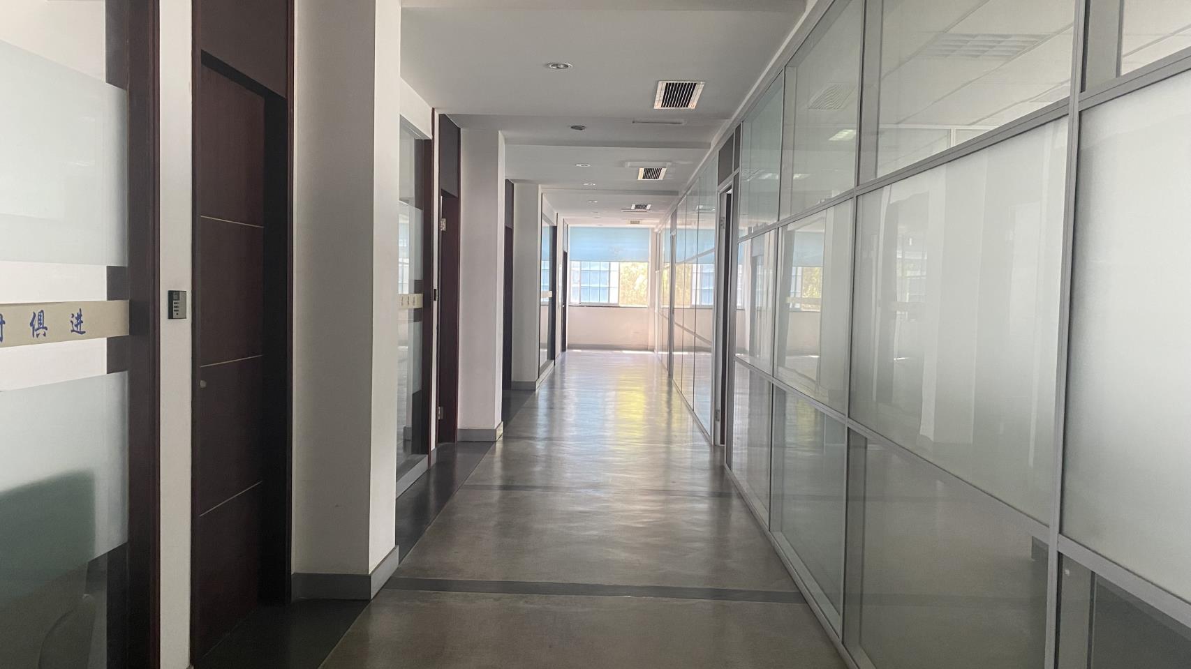Winnsen Industry Co., Ltd. Vending Machine