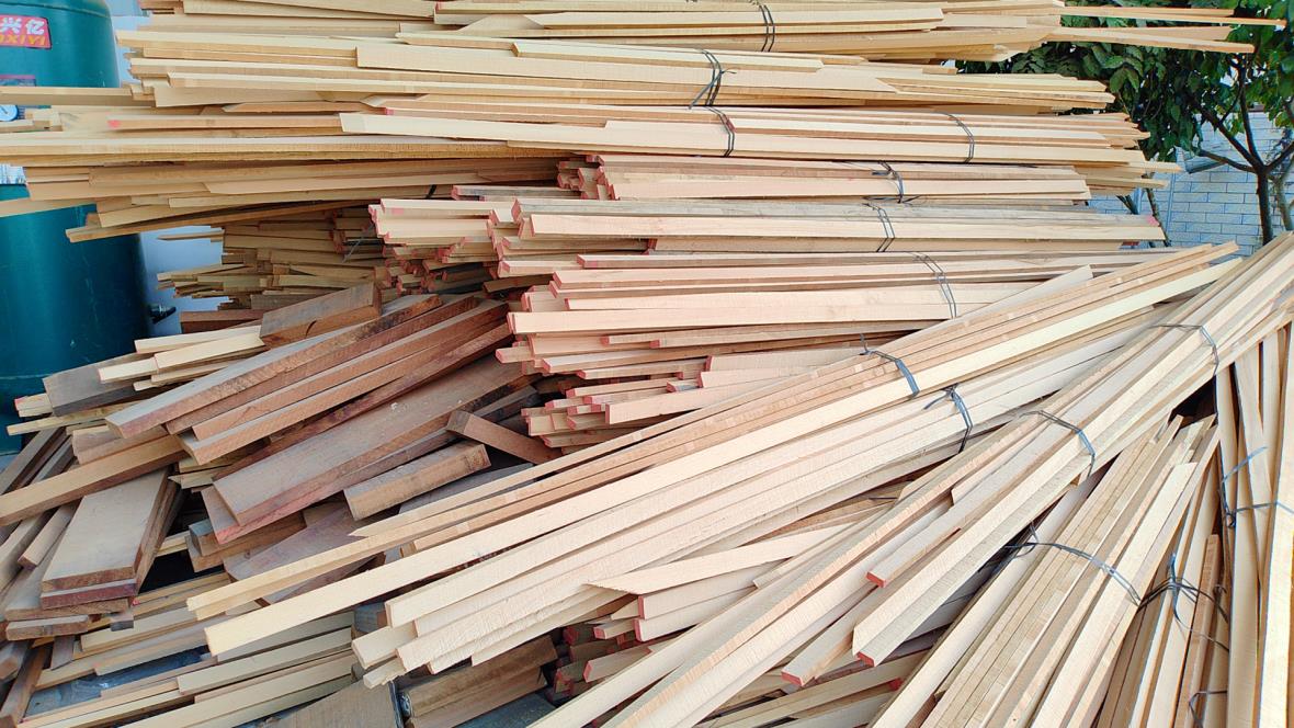 Yuehui Luban (Shenzhen) Trading Co., LTD Wood Lamp Base
