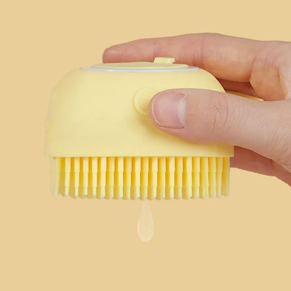 OEM/ODM Dog Pet Bath Brushes Massage Brush Shampoo Dispenser Dog Grooming Silicone Shower Brush For Cat Pets Bathing Products